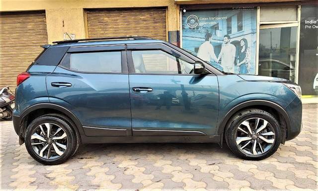 https://images10.gaadi.com/usedcar_image/3454383/original/usedcar_1_2__2776975_1684828277_01e5ae81-9d49-4d84-a57b-4b610847f353_7f70ecfe-b64b-465f-8ad0-f775a9be80e9.jpeg?imwidth=6401