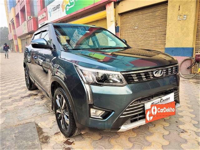 https://images10.gaadi.com/usedcar_image/3454383/original/usedcar_1_5__2776975_1684828278_01e5ae81-9d49-4d84-a57b-4b610847f353_7f70ecfe-b64b-465f-8ad0-f775a9be80e9.jpeg?imwidth=6400
