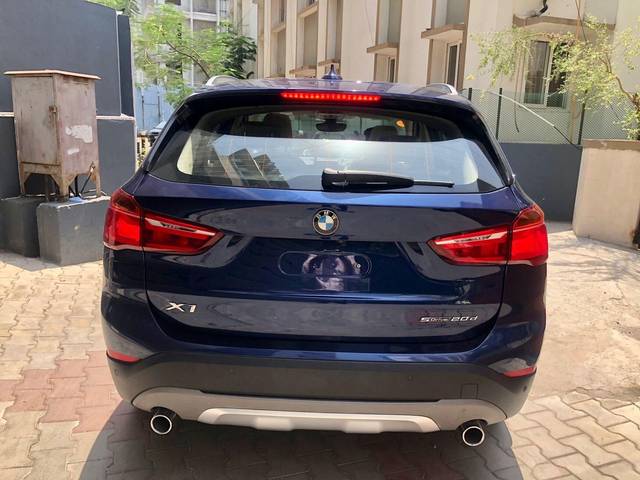 https://images10.gaadi.com/usedcar_image/3454400/original/used_car_2776992_1686055675_903a8275-1d5e-47c8-82cd-3ee135cb7089.jpg?imwidth=6402