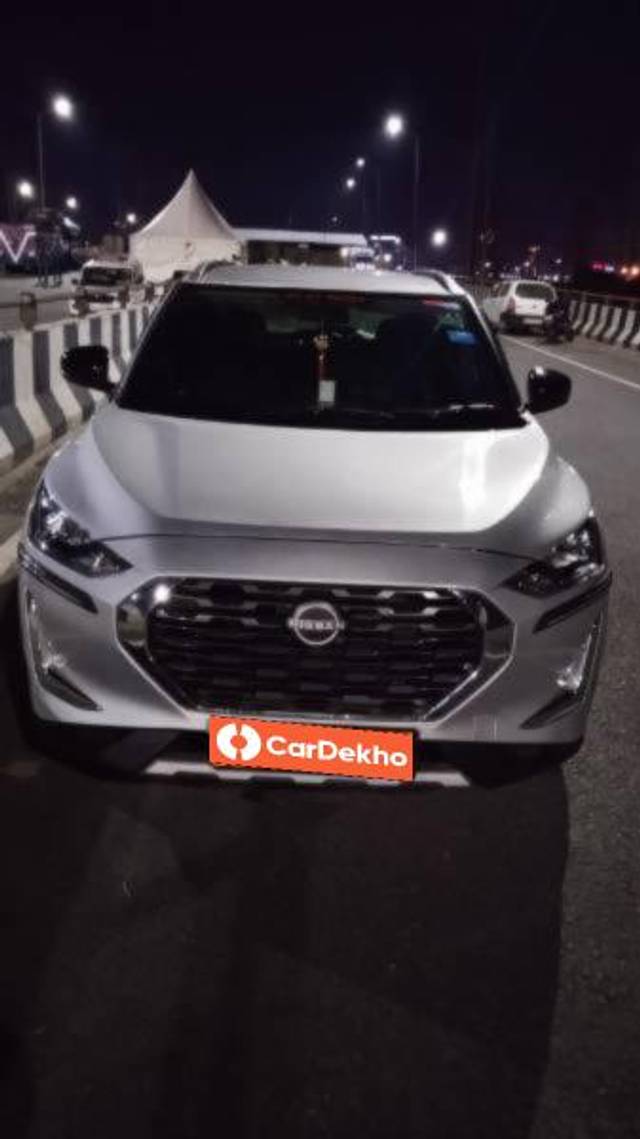 https://images10.gaadi.com/usedcar_image/3454423/original/35027e8b-284b-4f7b-807d-eb242fd87f07_8ad725dc-f221-4eb5-933d-92b68e0c80b1_d50fdec0-3209-4372-a95c-4ec6aee329c6.jpg?imwidth=6400