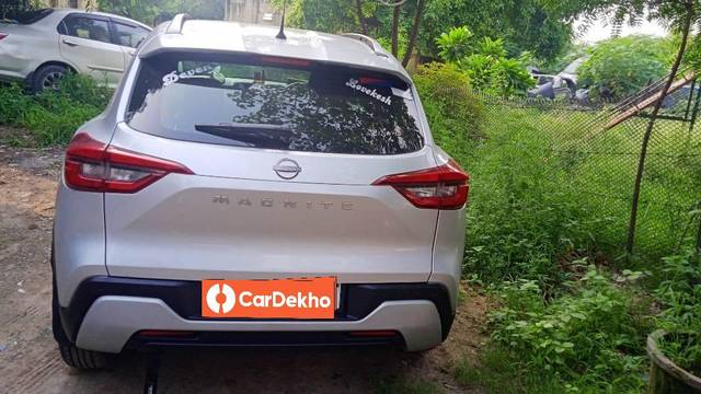 https://images10.gaadi.com/usedcar_image/3454423/original/b244e5b3-faaf-48e6-b644-1e8a27bb89d8_8ad725dc-f221-4eb5-933d-92b68e0c80b1_d50fdec0-3209-4372-a95c-4ec6aee329c6.jpg?imwidth=6401