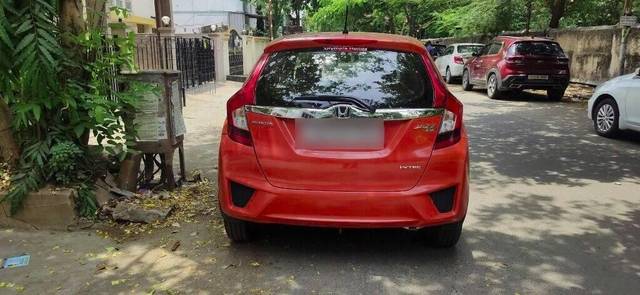 https://images10.gaadi.com/usedcar_image/3454518/original/52529240-9c35-48ed-85de-331670c3bd99-VCC_1736152_96_1684152180_1f7a9586-5928-42fc-8113-2fae1a06ed37.jpg?imwidth=6402