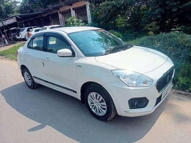 https://images10.gaadi.com/usedcar_image/3454543/original/cc4e963d-10bd-4358-b01f-975ecf96e665_3dafbbe2-2a3f-4035-825c-e2e0a40d0e30.jpg?imwidth=6400