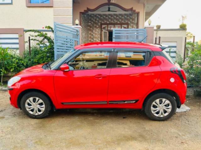 https://images10.gaadi.com/usedcar_image/3454724/original/72e535b6-1347-49ff-b102-4c20795b2a47_f745e519-5dde-4450-b9bf-57bd0f78a696.jpeg?imwidth=6401