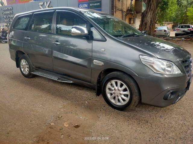 https://images10.gaadi.com/usedcar_image/3454765/original/used_car_2777242_1684820842_ca1d9778-bd9e-4f75-b715-9d99cc1be43e.jpg?imwidth=6400