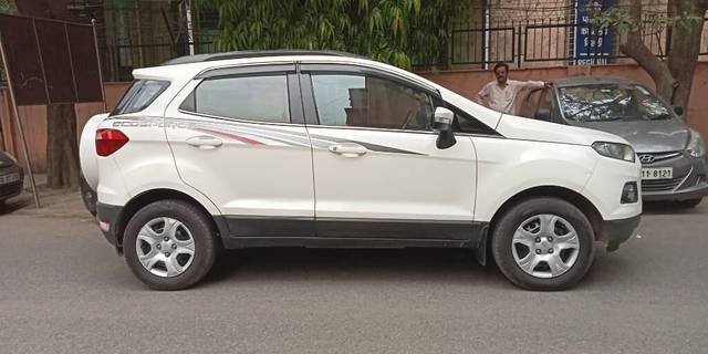 https://images10.gaadi.com/usedcar_image/3455042/original/70ea0032-f797-4c88-aa4e-7c26a3362656-VCC_IMG_1684218365721_1736449_97_1684218894_a1bc8182-f4a1-40ff-9840-e204780abd95.jpg?imwidth=6401