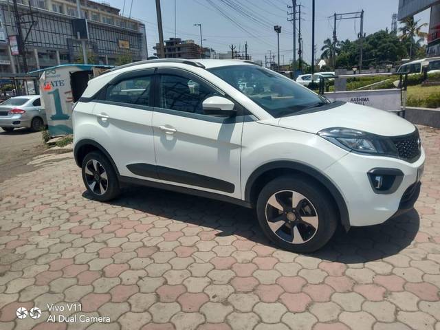 https://images10.gaadi.com/usedcar_image/3455100/original/used_car_2777543_1684828088_73c8259f-27d3-46bc-85fa-cd64b7f8a9a9.jpg?imwidth=6400