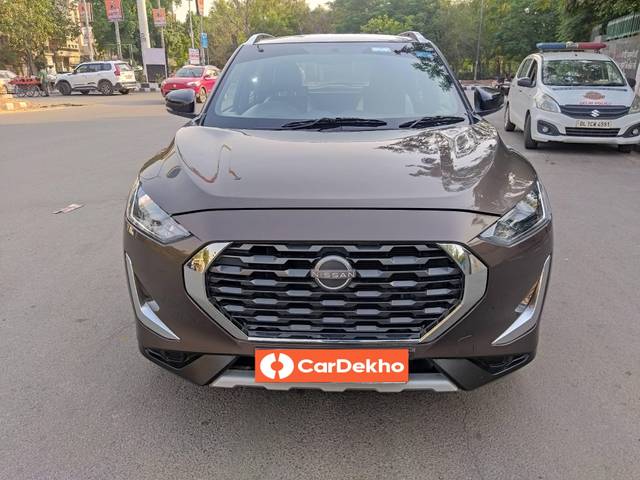 https://images10.gaadi.com/usedcar_image/3455128/original/used_car_2777571_1684912846_1b98cecd-a4c2-47d2-8ebb-ae449ebe60fe.jpg?imwidth=6402