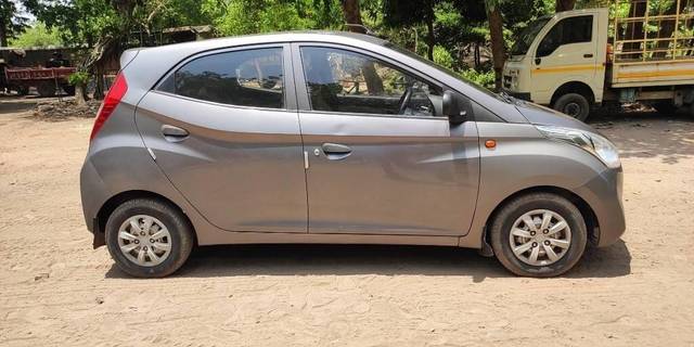 https://images10.gaadi.com/usedcar_image/3455296/original/5a4bb0f2-47fd-415b-91f2-4803518194c7-VCC_IMG_1684223175083_1736508_97_1684223766_987876ce-a892-40c1-90c4-a253d6dd17dc.jpg?imwidth=6401