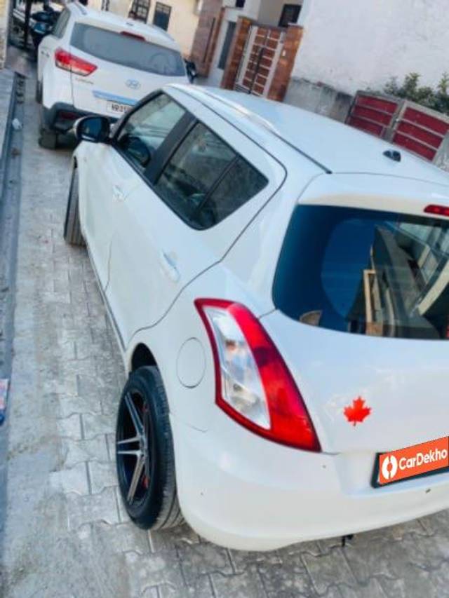 https://images10.gaadi.com/usedcar_image/3455318/original/e89d44bf-d65d-4888-85de-5db56e6a2c91_5ea0b236-ae9c-45fe-9062-6a0b61db2f91.jpeg?imwidth=6401
