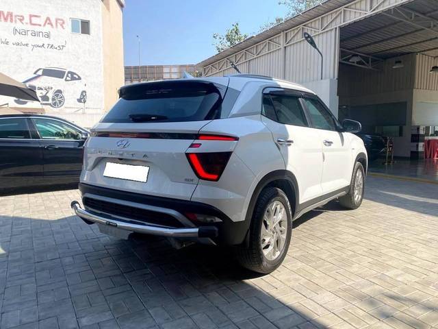 https://images10.gaadi.com/usedcar_image/3455499/original/usedcar_1_6__2777904_1684998061_ed3ad23a-4e8b-40b5-8bfb-5b78eaadd0df.jpeg?imwidth=6401