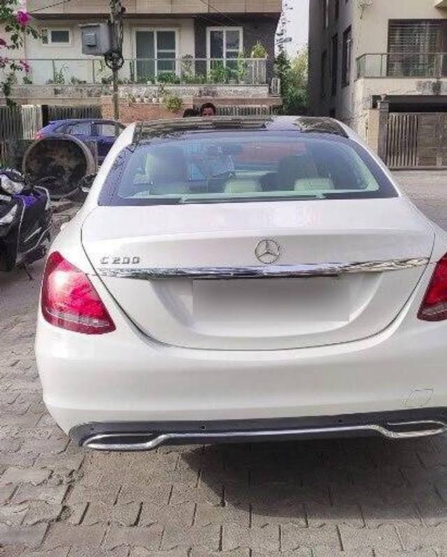 https://images10.gaadi.com/usedcar_image/3455554/original/29db8b89-363b-4fc7-8864-cf58485c5d6b-VCC_1736611_96_1684239293_7511ea68-dda0-44ed-9c5a-1042b44dd2ae.jpg?imwidth=6401