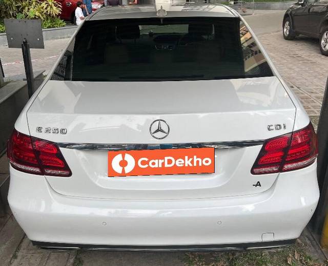 https://images10.gaadi.com/usedcar_image/3455632/original/8d03226a-096e-4527-bafb-18d82aea8fac_7c09460a-6ac7-4d7a-a132-ed026b3dcd17.jpeg?imwidth=6401