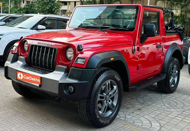 https://images10.gaadi.com/usedcar_image/3455634/original/used_car_2778013_1684853581_60b60f8a-eeae-4768-a011-37c0a9c56f97.jpg?imwidth=6402