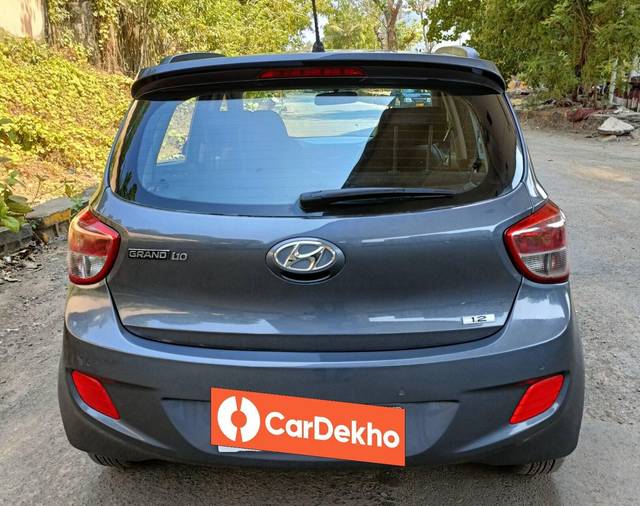 https://images10.gaadi.com/usedcar_image/3455667/original/zz1_crop_img_6479bc353528f_1685699637.jpg?imwidth=6402