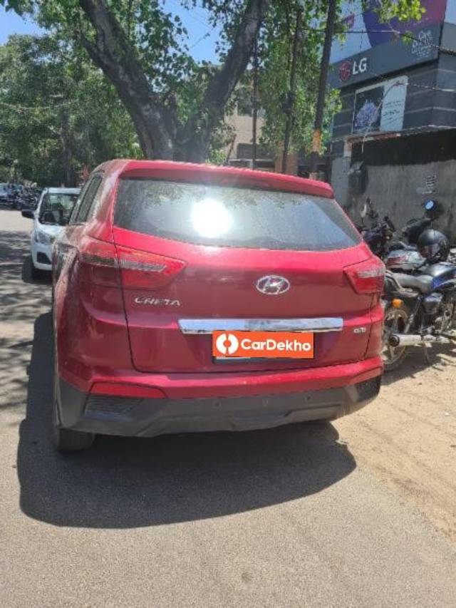 https://images10.gaadi.com/usedcar_image/3455685/original/d330c3f8-7eef-4861-9edf-862aa04fd338_867f7d8b-7ce9-4a33-8a2f-3bd8c00e658d.jpg?imwidth=6400