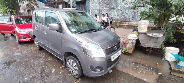 https://images10.gaadi.com/usedcar_image/3455821/original/933e0c29-48de-46f2-ab44-3a5e6091c038_6091dfbf-b640-4483-959d-ef10c12b4aaa.jpg?imwidth=6400
