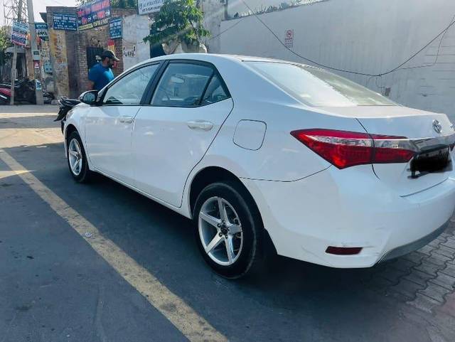 https://images10.gaadi.com/usedcar_image/3455870/original/54a5bbee-ff50-4314-be7c-b42b682e66b8_4cc40792-5b05-494c-b444-4919506b1a1e_b61ad2ea-b145-43cd-ab68-92216f665f31.jpeg?imwidth=6402