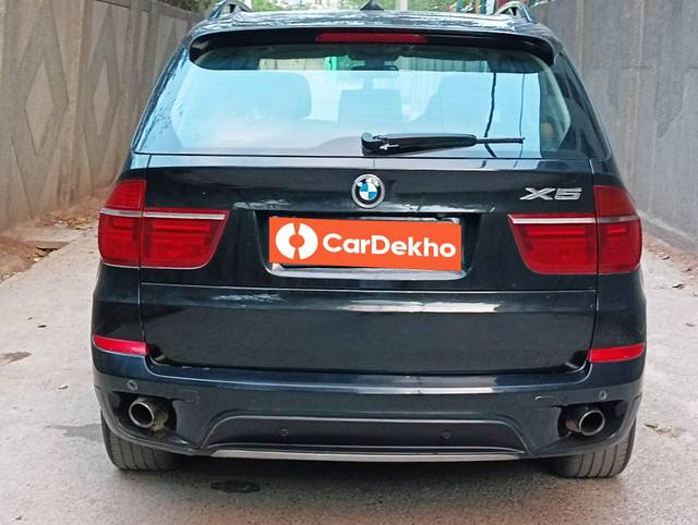 https://images10.gaadi.com/usedcar_image/3455930/original/used_car_2778207_1684915693_401ea6f0-32be-4cf3-ada8-f40810d475cc_6b6d1f56-0d52-4624-bb42-c9438639be0c.jpg?imwidth=6402