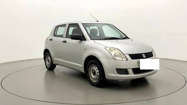 https://images10.gaadi.com/usedcar_image/3456085/original/usedcar_43_729891684918124_1684918138_941c1c42-f8ab-46f8-8a82-f77532add5fe.jpg?imwidth=6400