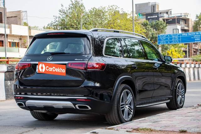 https://images10.gaadi.com/usedcar_image/3456111/original/used_car_2778377_1684918772_91129fab-048a-4b06-a756-cea308f267bb_ec21fed4-9b4a-4199-bbc4-629c1df1090c.jpg?imwidth=6401