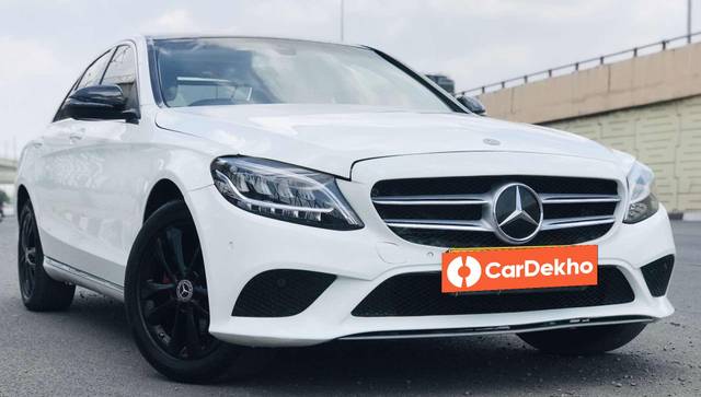 https://images10.gaadi.com/usedcar_image/3456221/original/used_car_2778479_1684991710_8952cd0e-8027-4666-9deb-b9ffdd456f0c_9fb83a24-2c23-4dac-af1c-55396721f874.jpg?imwidth=6400
