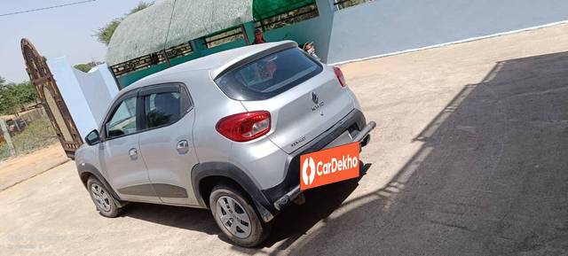 https://images10.gaadi.com/usedcar_image/3456261/original/72a00250-8f26-4901-8bf1-2c7cce685208_8184136f-2beb-4954-bfaf-cb407c636808.jpg?imwidth=6402
