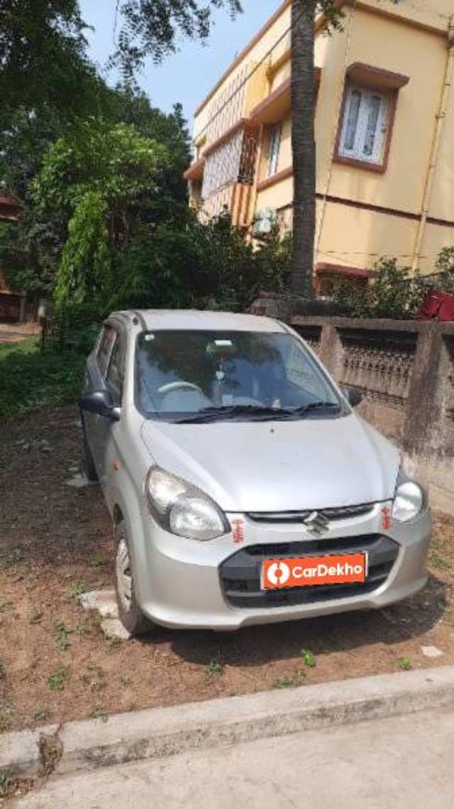 https://images10.gaadi.com/usedcar_image/3456297/original/e95bd997-d784-41ec-a7d5-b917b0474a2f_aee7319c-6ef7-4445-a340-93ff6cc0cb8f.jpeg?imwidth=6402