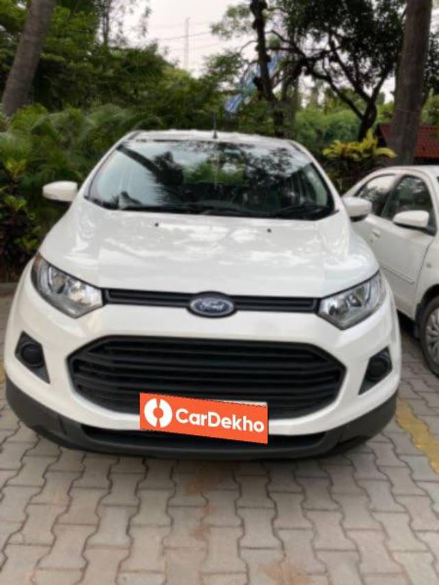 https://images10.gaadi.com/usedcar_image/3456498/original/c1c399e6-d6b2-4e33-9eef-25d6019b2cea_7447e833-adc6-4e7c-9094-df21b1737f85_2c0266ab-f2ae-4b2c-8ec4-768ca7bc8570.jpeg?imwidth=6402
