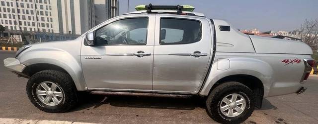 https://images10.gaadi.com/usedcar_image/3456515/original/zz1_crop_img_648171cbdba20_1686204875.jpg?imwidth=6402