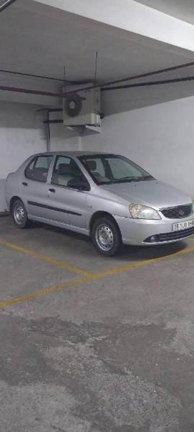 https://images10.gaadi.com/usedcar_image/3456553/original/0ccade2f-1d67-431b-940a-3ea79a90f490_fed61226-d65d-4467-97f2-cc6d95713986.jpg?imwidth=6401