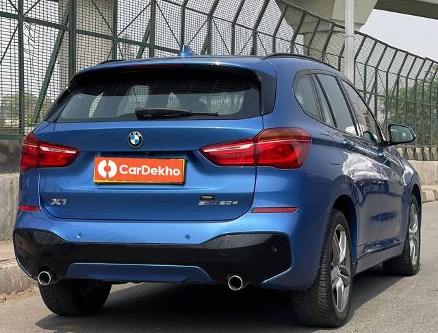 https://images10.gaadi.com/usedcar_image/3456601/original/used_car_2778746_1684992361_5515701f-5da1-4207-b78b-d1282f3ea4da.jpg?imwidth=6402