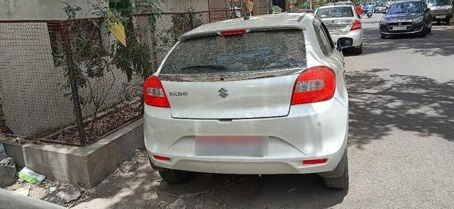 https://images10.gaadi.com/usedcar_image/3456799/original/5db5c49f-714c-456f-8cc6-688f4fd186b0-VCC_1737272_96_1684395607_92e8aec6-7e9c-4828-b504-bd63566197e4_6fe3fe16-2e07-4b59-ac27-bd6cd4edb64b.jpg?imwidth=6402