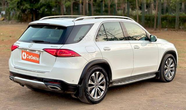 https://images10.gaadi.com/usedcar_image/3456845/original/zz1_crop_img_647871f32227b_1685615091.jpg?imwidth=6401