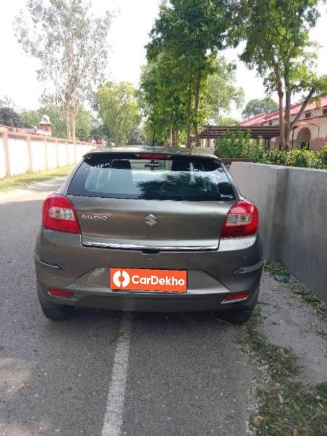 https://images10.gaadi.com/usedcar_image/3456900/original/8568afac-dc66-41b6-aedc-dc7e9fad7452_152c71db-50bd-42ac-8fbb-4e73252801b4.jpg?imwidth=6401