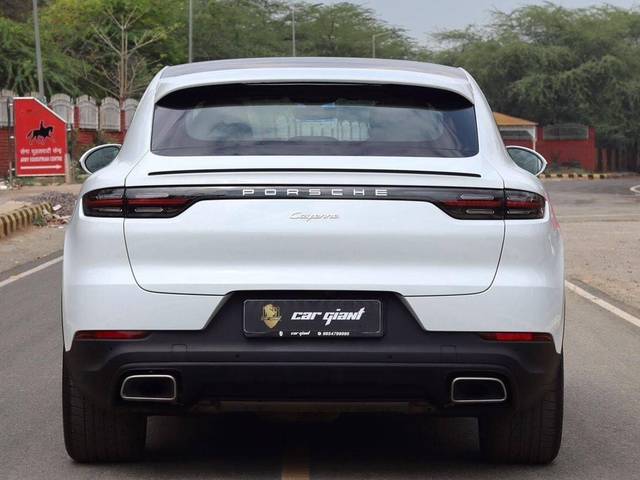 https://images10.gaadi.com/usedcar_image/3456960/original/zz1_crop_img_64803a5d8d0f6_1686125149.jpeg?imwidth=6402