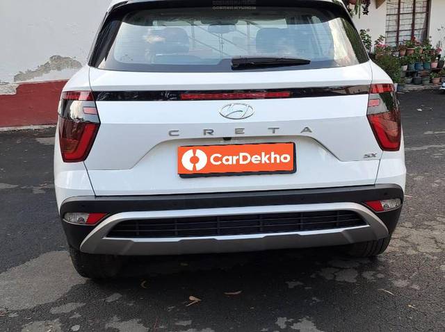 https://images10.gaadi.com/usedcar_image/3457053/original/9e4ec118-a2e5-460b-b578-0b4456f026cd_e1db5e28-8b8b-48d3-af54-776b9aecf9d9.jpg?imwidth=6401