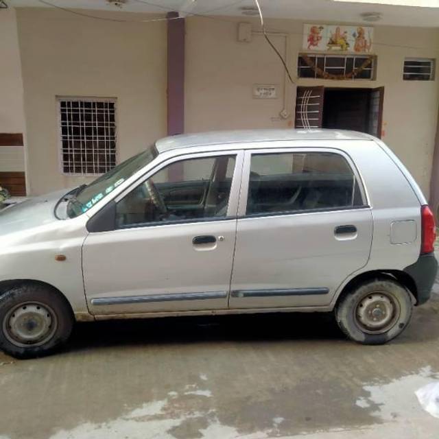 https://images10.gaadi.com/usedcar_image/3457087/original/24b34167-e389-4b51-b5b4-347ff8ef4f79_76b0a5cb-faf4-4312-a2b3-07d02b09899a.jpg?imwidth=6401