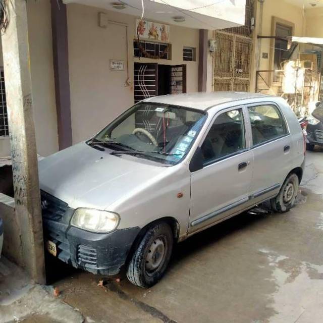 https://images10.gaadi.com/usedcar_image/3457087/original/2e18e109-94b9-42ae-a056-9355b06d97a4_76b0a5cb-faf4-4312-a2b3-07d02b09899a.jpg?imwidth=6402