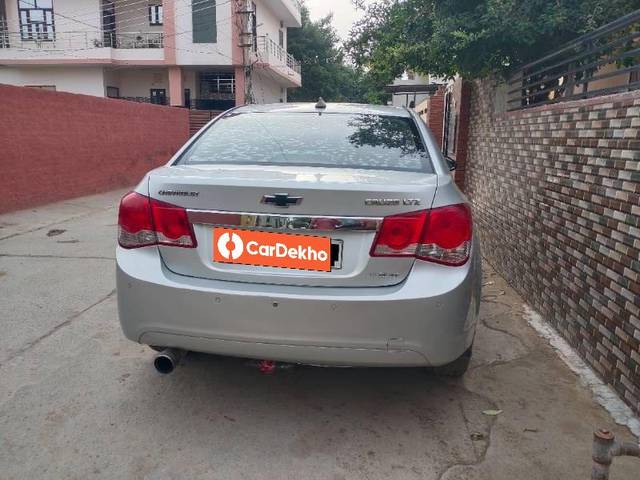 https://images10.gaadi.com/usedcar_image/3457124/original/5a2b6a14-4dcd-4bc1-8d6f-70daf443f877_fbe34763-5d56-40c6-a58f-3dd69308416f.jpg?imwidth=6401