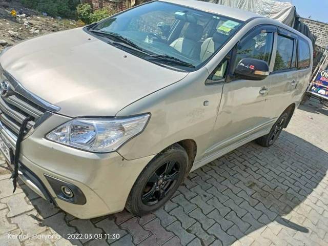https://images10.gaadi.com/usedcar_image/3457278/original/977d89eb-dc9a-4791-a78e-c1ca091f7927_fc0c9424-904a-4cb8-9528-6bc0f4b06044.jpg?imwidth=6402