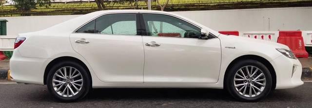 https://images10.gaadi.com/usedcar_image/3457455/original/zz1_crop_img_6479c180ea4f4_1685700992.jpg?imwidth=6401