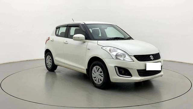 https://images10.gaadi.com/usedcar_image/3457494/original/usedcar_2_729891685086247_1685086255_db2b7e2c-0aea-488c-b853-b8fe32cc5937.jpg?imwidth=6400