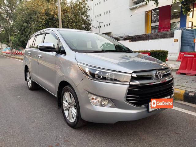 https://images10.gaadi.com/usedcar_image/3457604/original/used_car_2779537_1685088081_cef5e708-ab83-401d-b447-7d93fe4d8041.jpg?imwidth=6400