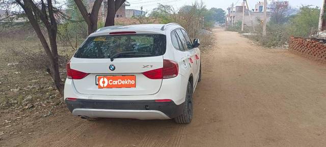 https://images10.gaadi.com/usedcar_image/3457612/original/01fbf281-db26-4c7e-a909-e990a661eda0_4db9da62-2726-4cb7-9e72-510f9676dda6.jpg?imwidth=6401