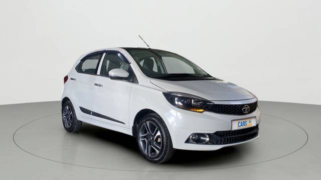 https://images10.gaadi.com/usedcar_image/3457680/original/slot__10729918753-ade492141d144cb59ffcceb4ce05c7e0-Exterior-8.jpg?imwidth=6400