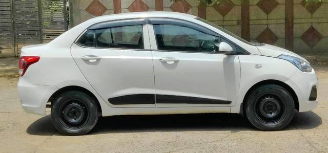 https://images10.gaadi.com/usedcar_image/3457819/original/zz1_crop_img_6479bafaad865_1685699322.jpg?imwidth=6401