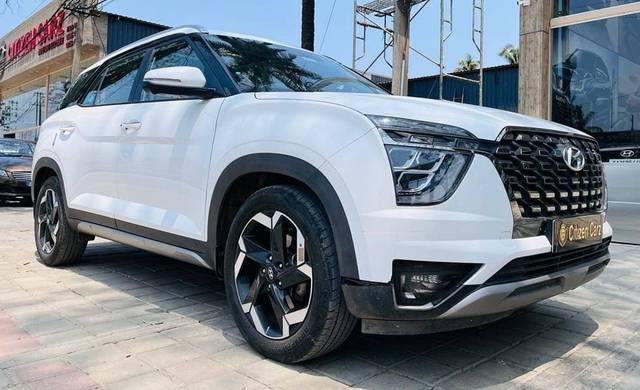 https://images10.gaadi.com/usedcar_image/3457916/original/zz1_crop_img_6476dfd01f6cc_1685512144.jpg?imwidth=6401