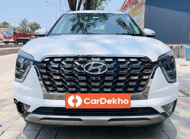 https://images10.gaadi.com/usedcar_image/3457916/original/zz1_crop_img_6476e0383f99d_1685512248.jpg?imwidth=6400