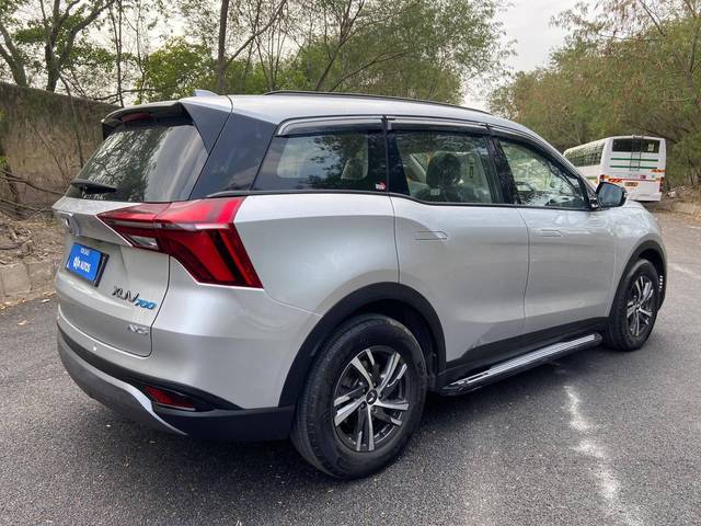 https://images10.gaadi.com/usedcar_image/3458171/original/used_car_2780078_1685100446_205d16a5-496e-43ee-a559-a48588b74436.jpg?imwidth=6402
